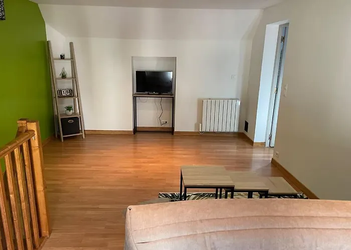 « au 10 Fontaines « au Coeur Du Vignoble 2/4 Pers * Étoges